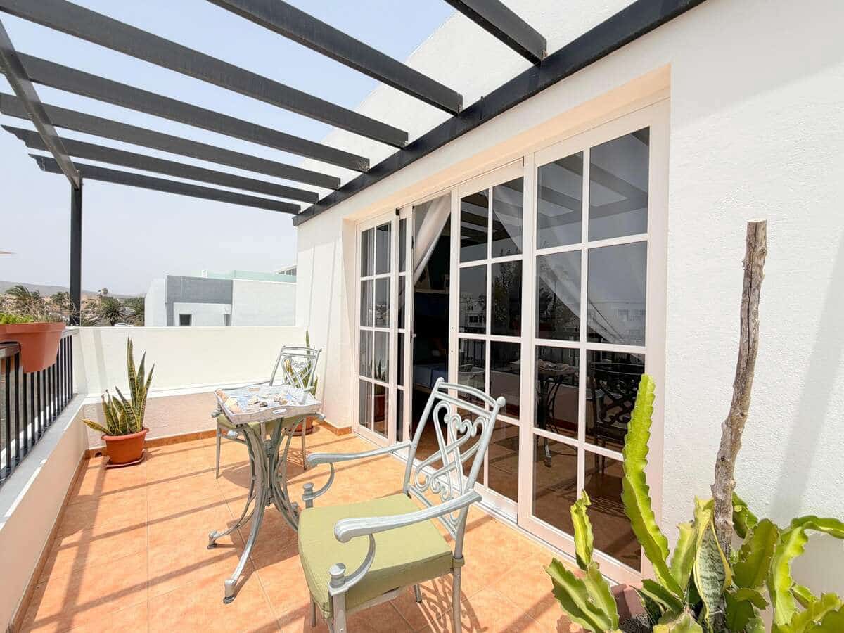 3 chambre Finca/Maison de Campagne à vendre à Costa Teguise avec garage - 450 000 € (Ref: 9996535)