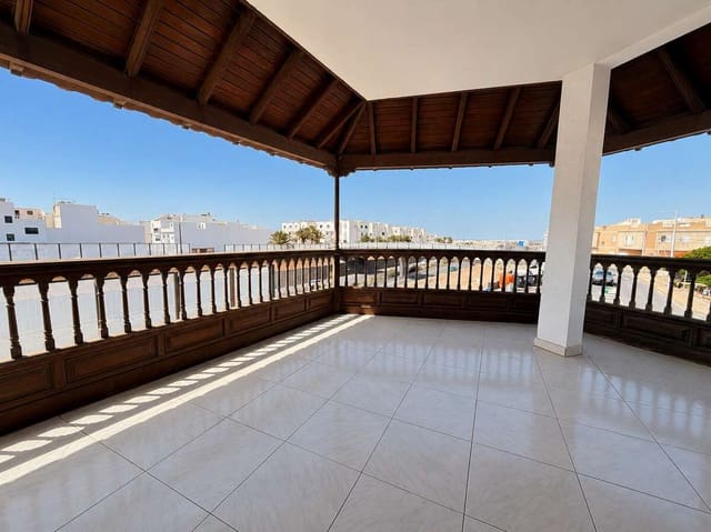 5 soverom Finca/Herregård til salgs i Arrecife med garasje - € 750 000 (Ref: 9996536)