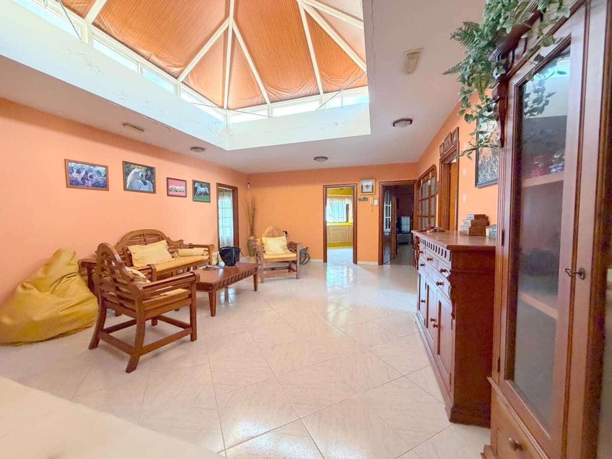 5 soveværelse Finca/Landehus til salg i Arrecife med garage - € 750.000 (Ref: 9996536)
