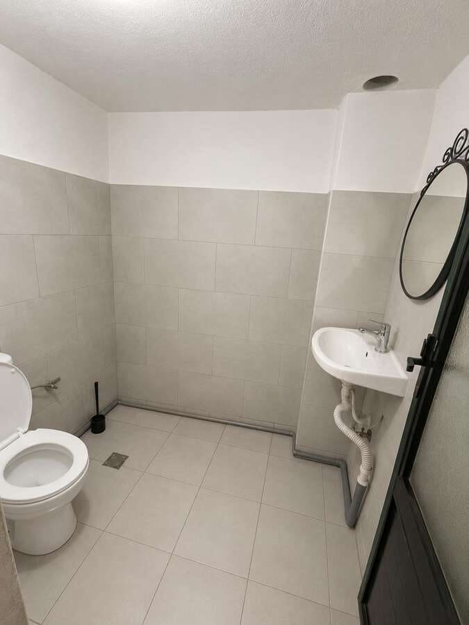 Commercieel te koop in Arrecife - € 170.000 (Ref: 9997810)