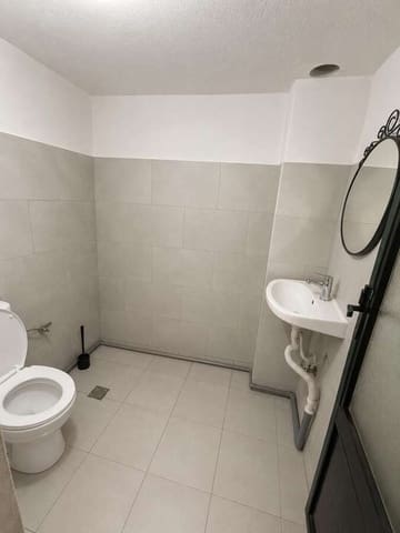 Commercieel te koop in Arrecife - € 170.000 (Ref: 9997810)