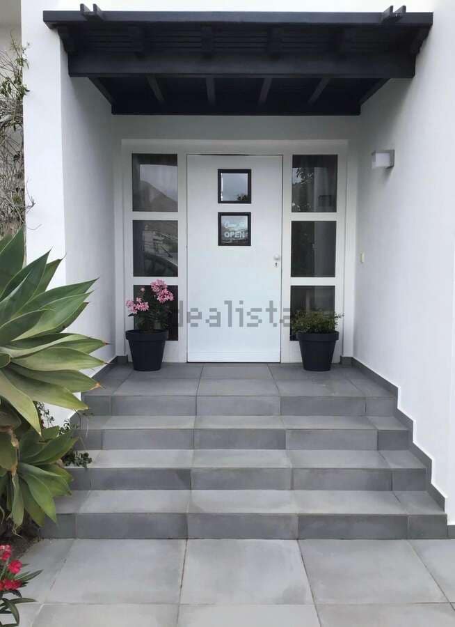 2 slaapkamer Villa te koop in Guime met zwembad garage - € 599.000 (Ref: 9997814)