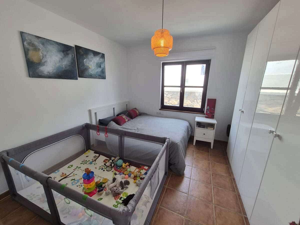 2 slaapkamer Villa te koop in Guime met zwembad garage - € 599.000 (Ref: 9997814)