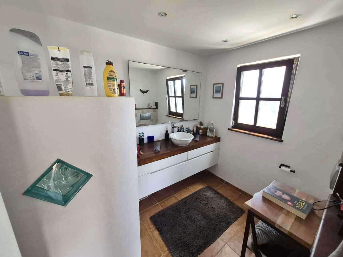 2 bedroom Villa for sale in Guime with pool garage - € 575,000 (Ref: 9997814)