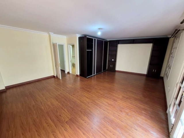 3 slaapkamer Flat te koop in Arrecife met garage - € 278.000 (Ref: 9997815)