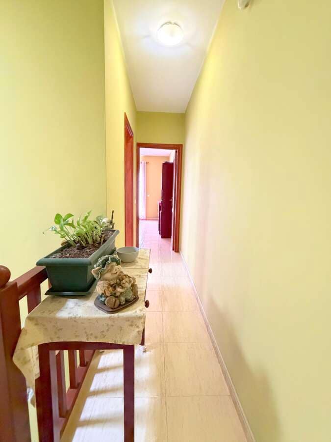 3 slaapkamer Halfvrijstaande villa te koop in Arrecife - € 260.000 (Ref: 9999497)