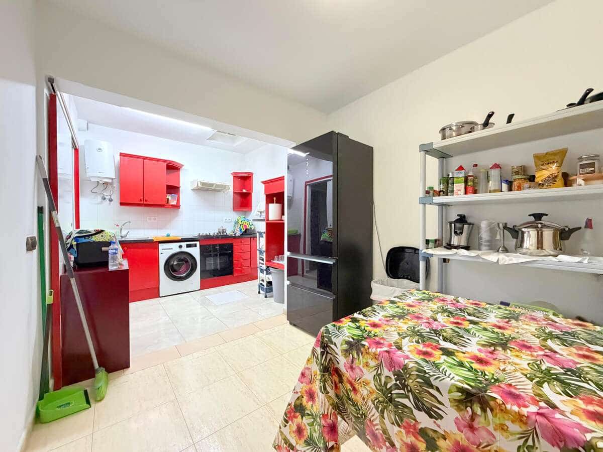 3 slaapkamer Halfvrijstaande villa te koop in Arrecife - € 260.000 (Ref: 9999497)