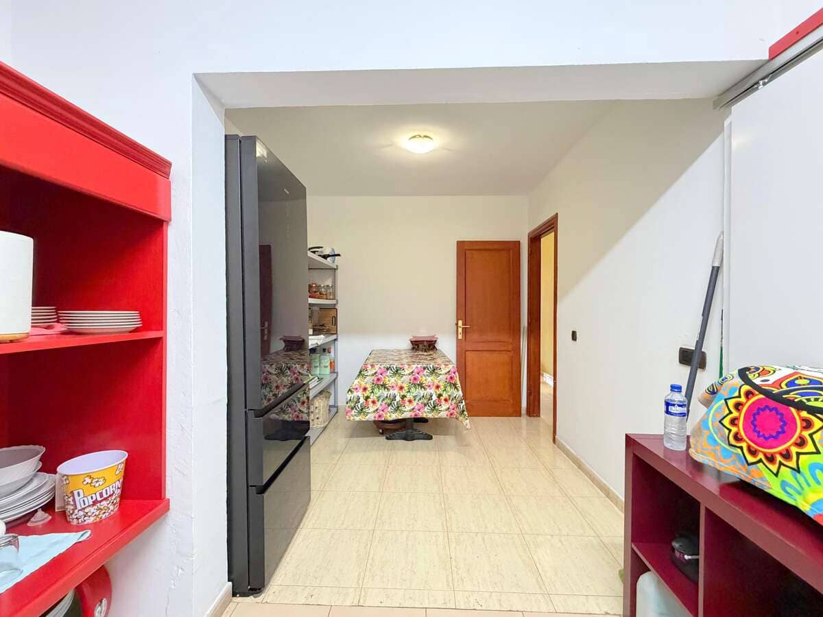 3 slaapkamer Halfvrijstaande villa te koop in Arrecife - € 260.000 (Ref: 9999497)