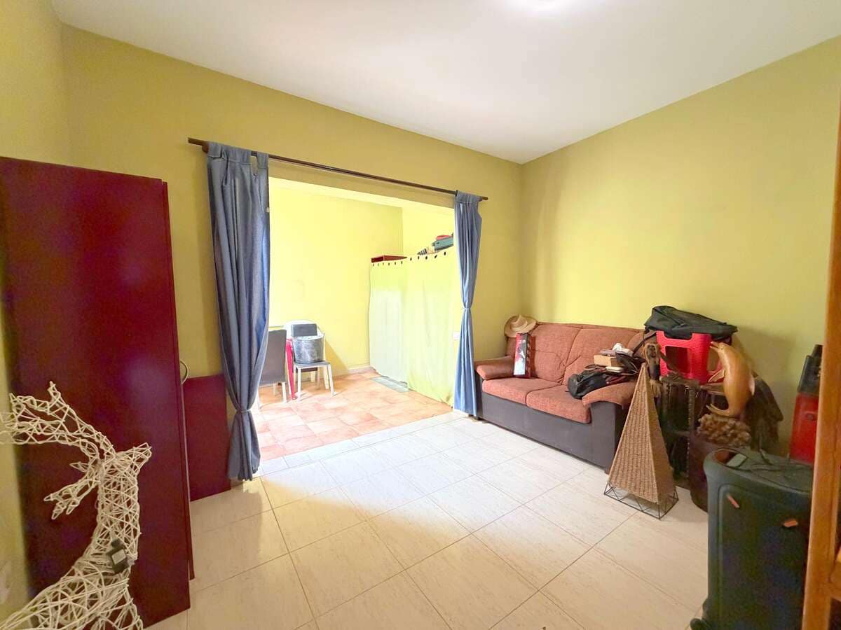 3 slaapkamer Halfvrijstaande villa te koop in Arrecife - € 260.000 (Ref: 9999497)