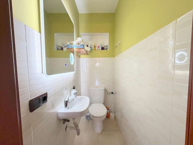 3 slaapkamer Halfvrijstaande villa te koop in Arrecife - € 260.000 (Ref: 9999497)