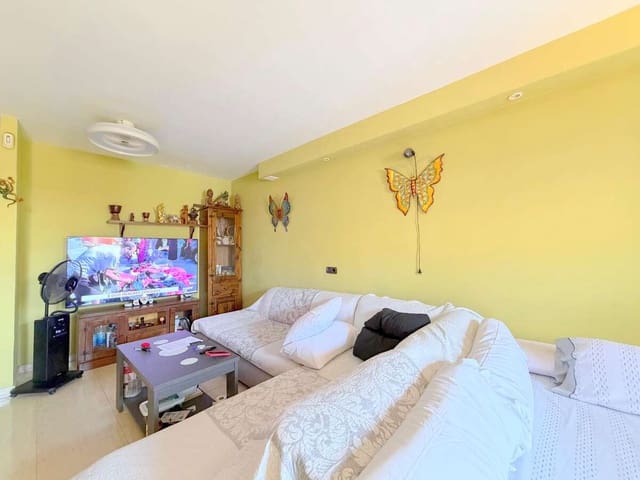 3 slaapkamer Halfvrijstaande villa te koop in Arrecife - € 260.000 (Ref: 9999497)