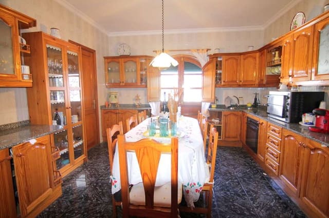 Finca/Casa Rural de 4 habitaciones en Masdache, Tías en venta con piscina garaje - 550.000 € (Ref: 9999498)