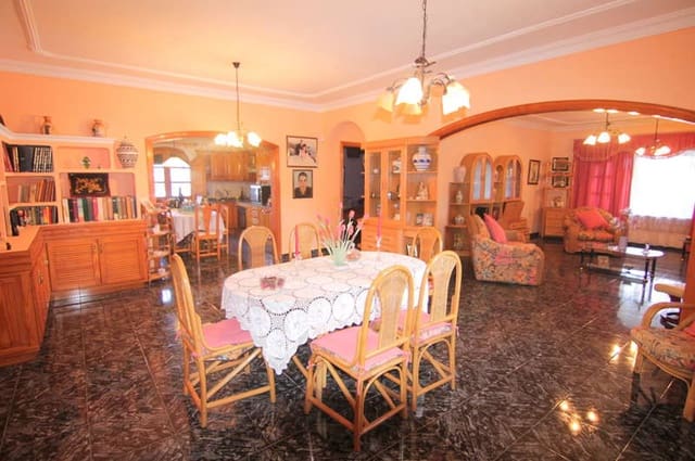 Finca/Casa Rural de 4 habitaciones en Masdache, Tías en venta con piscina garaje - 550.000 € (Ref: 9999498)