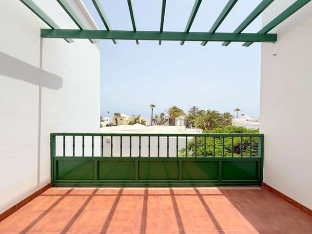 2 sovrum Lägenhet till salu i Costa Teguise, Teguise med pool garage - 299 000 € (Ref: 9999500)