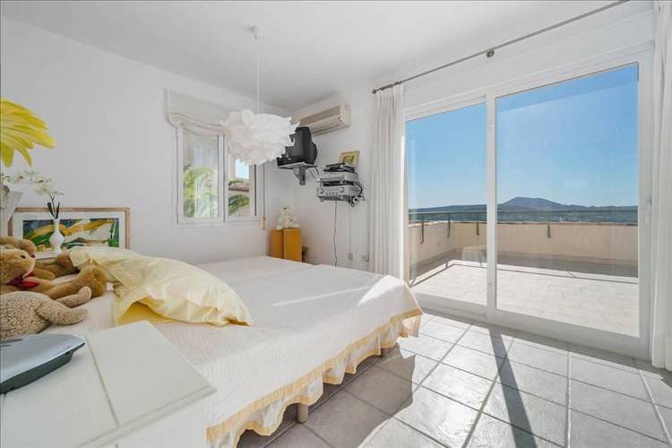 4 quarto Moradia para venda em Javea / Xabia com piscina - 895 000 € (Ref: 9487002)