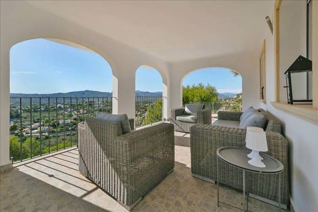 4 quarto Moradia para venda em Centro ciudad, Javea / Xàbia com piscina - 895 000 € (Ref: 9487002)