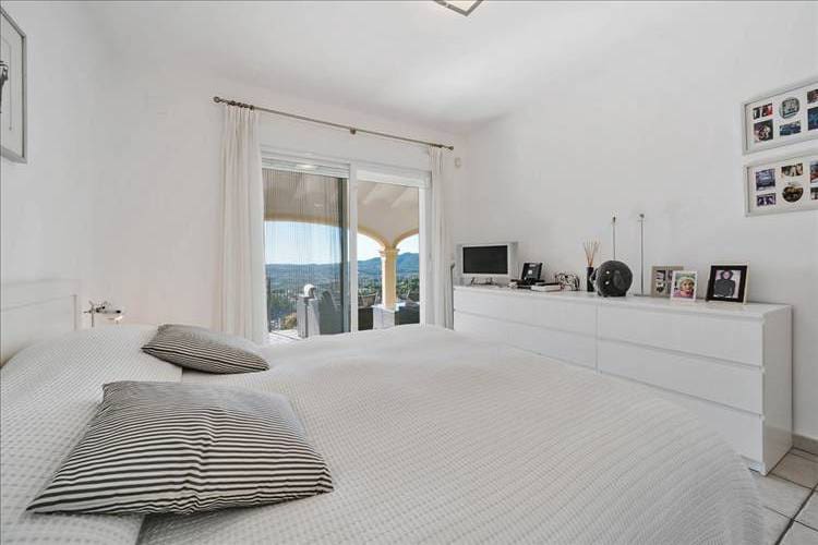 4 quarto Moradia para venda em Javea / Xabia com piscina - 895 000 € (Ref: 9487002)