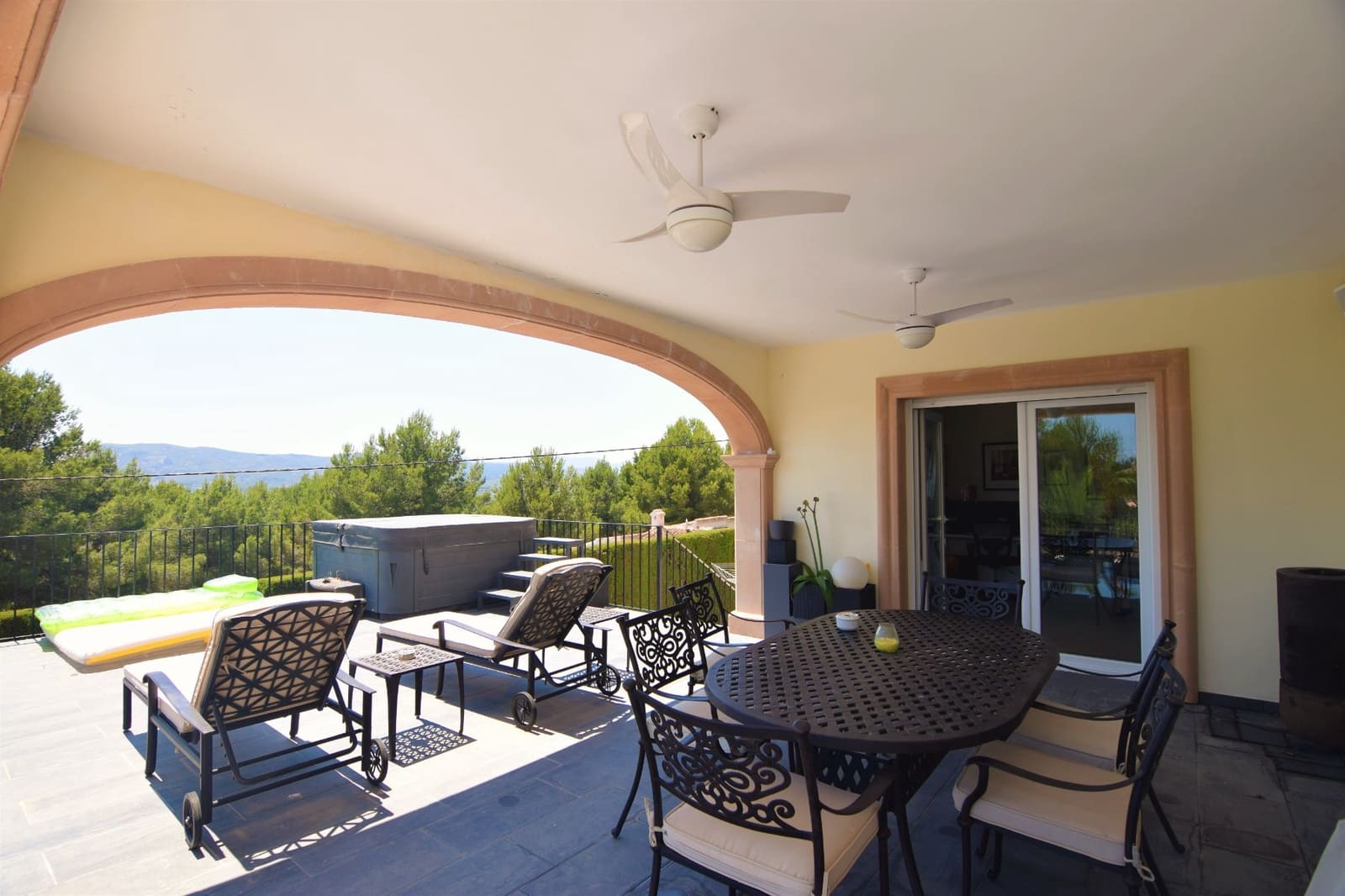 3 slaapkamer Villa te koop in Javea / Xabia met zwembad - € 725.000 (Ref: 9487010)