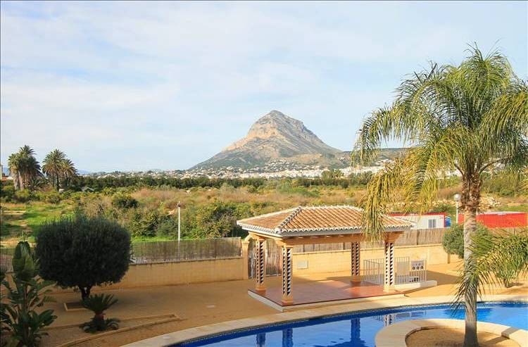 3 bedroom Apartment for sale in Arenal with pool - € 429,000 (Ref: 9487012)