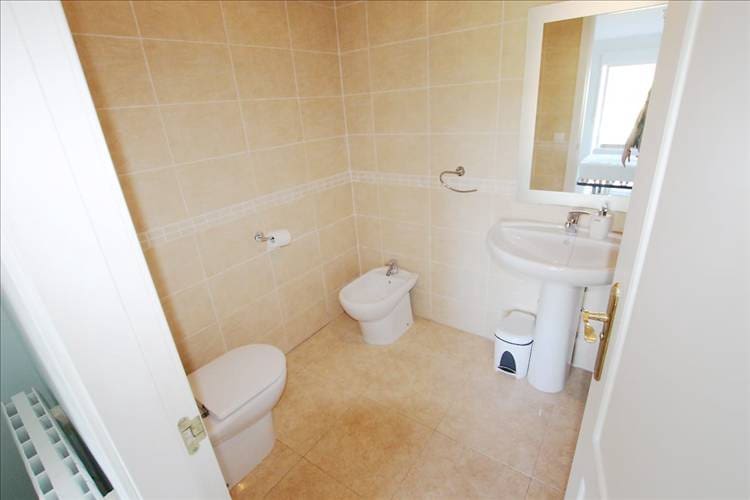 Chalet de 6 habitaciones en Arenal en venta con piscina - 899.000 € (Ref: 9487036)