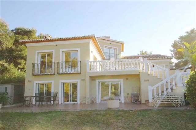 Chalet de 6 habitaciones en Arenal, Javea / Xàbia en venta con piscina - 899.000 € (Ref: 9487036)