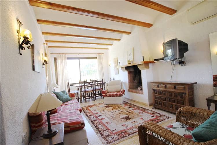 Kommersiell till salu i Javea / Xabia med pool - 850 000 € (Ref: 9487045)