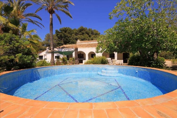 5 quarto Comercial para venda em Javea / Xabia com piscina - 1 275 000 € (Ref: 9487050)