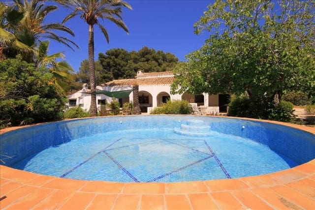 5 quarto Comercial para venda em Javea / Xàbia com piscina - 1 275 000 € (Ref: 9487050)