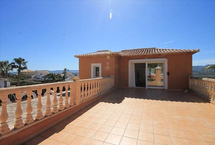 4 soveværelse Villa til salg i Javea / Xabia med swimmingpool - € 689.000 (Ref: 9487051)