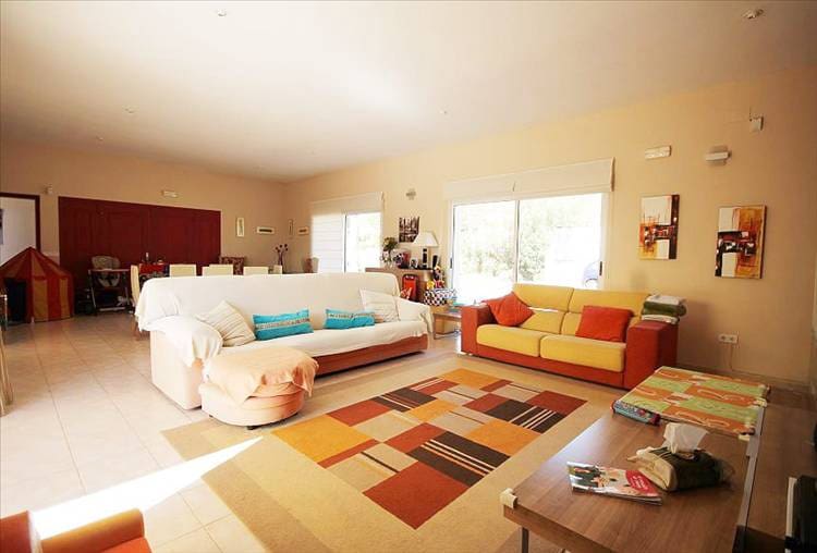 4 soveværelse Villa til salg i Javea / Xabia med swimmingpool - € 689.000 (Ref: 9487051)