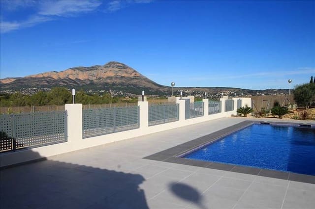 3 makuuhuone Huvila myytävänä paikassa Javea / Xàbia mukana uima-altaan - 650 000 € (Ref: 9487061)