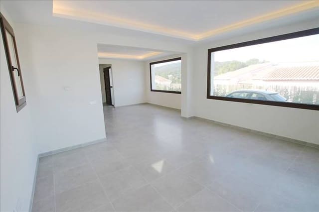 3 makuuhuone Huvila myytävänä paikassa Javea / Xàbia mukana uima-altaan - 650 000 € (Ref: 9487061)