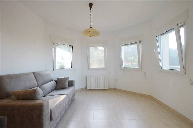 Chalet de 3 habitaciones en Arenal en venta con piscina - 549.000 € (Ref: 9487062)