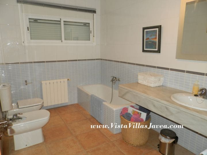 4 makuuhuone Huvila myytävänä paikassa Javea / Xabia mukana uima-altaan - 725 000 € (Ref: 9588375)