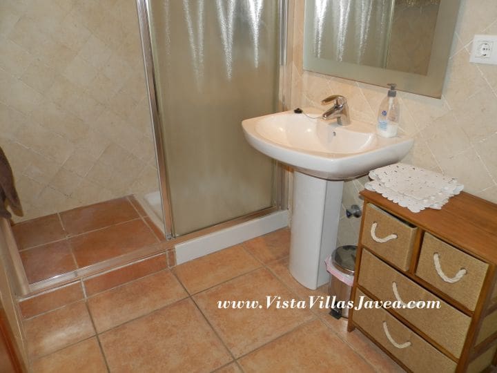 4 makuuhuone Huvila myytävänä paikassa Javea / Xabia mukana uima-altaan - 725 000 € (Ref: 9588375)