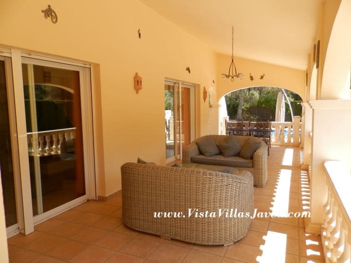 4 makuuhuone Huvila myytävänä paikassa Javea / Xabia mukana uima-altaan - 725 000 € (Ref: 9588375)