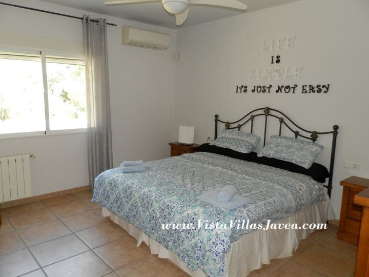 4 makuuhuone Huvila myytävänä paikassa Javea / Xabia mukana uima-altaan - 725 000 € (Ref: 9588375)