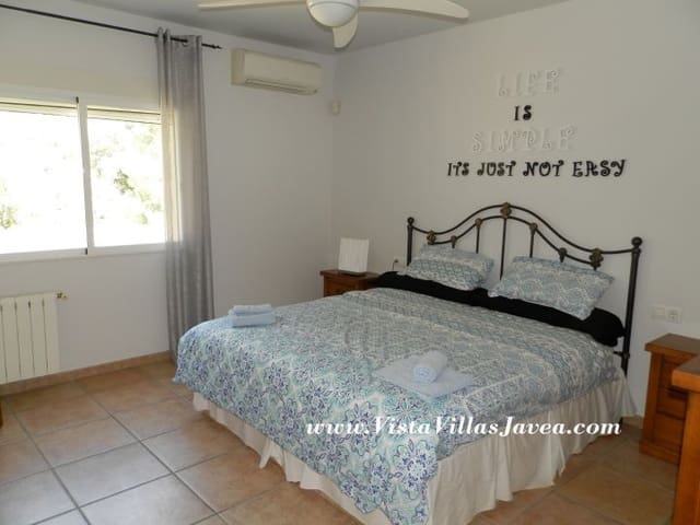 4 makuuhuone Huvila myytävänä paikassa La Granadella  - Costa Nova, Javea / Xàbia mukana uima-altaan - 725 000 € (Ref: 9588375)