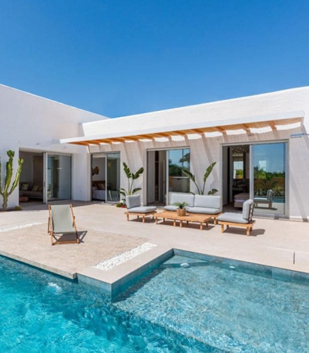 Chalet de 3 habitaciones en Dolores en venta con piscina - 459.900 € (Ref: 10005628)