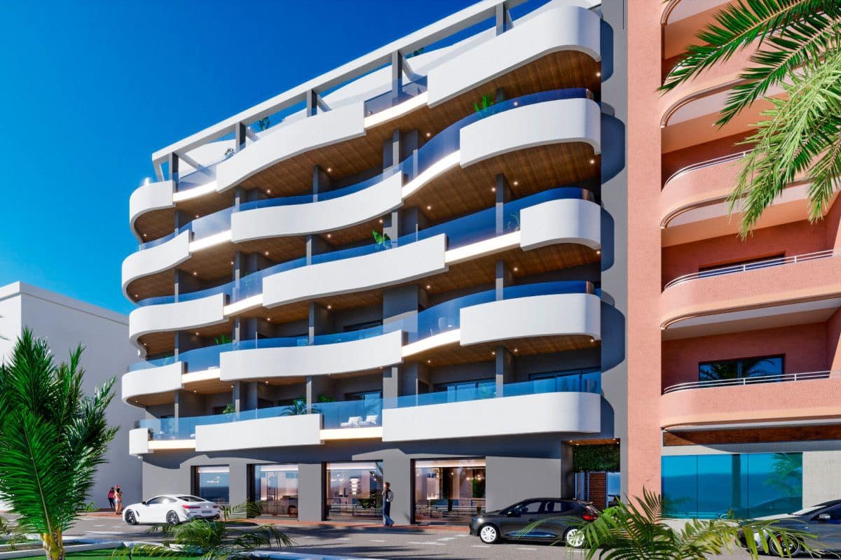 Apartamento de 2 habitaciones en Torrevieja en venta con piscina - 309.000 € (Ref: 10006327)