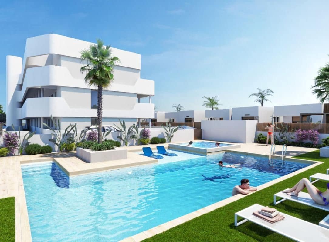 2 slaapkamer Appartement te koop in Los Alcazares met zwembad garage - € 305.000 (Ref: 10028888)