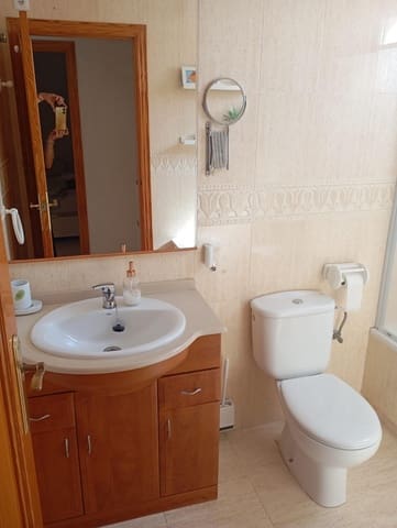 1 makuuhuone Huoneisto vuokrattavana paikassa La Mata, Torrevieja mukana uima-altaan - 750 € (Ref: 10030561)