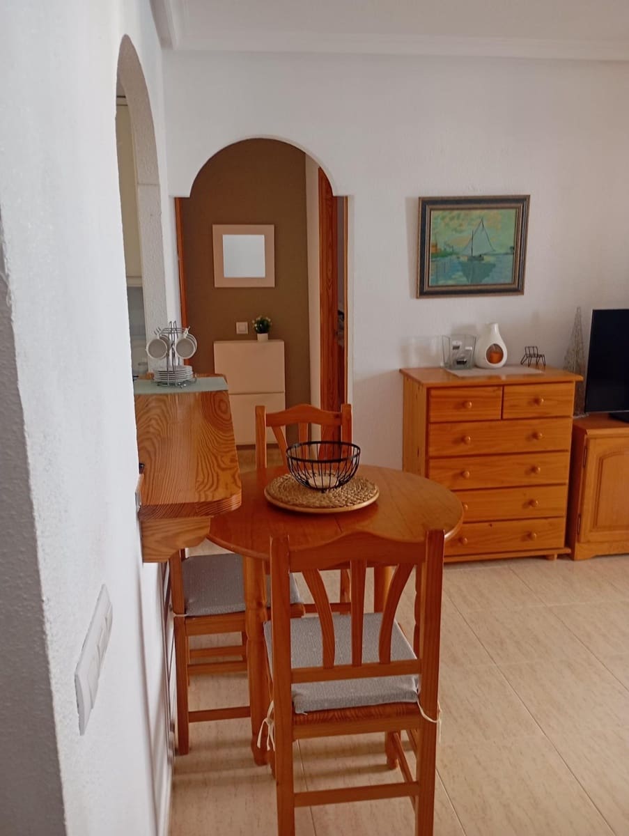 1 makuuhuone Huoneisto vuokrattavana paikassa La Mata mukana uima-altaan - 750 € (Ref: 10030561)
