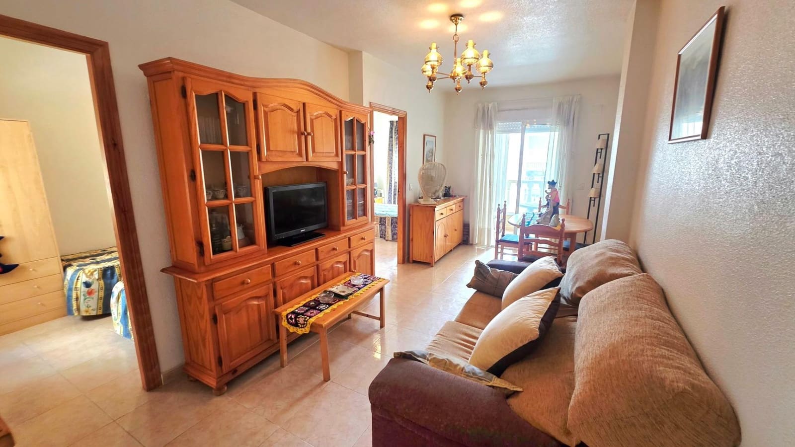 2 makuuhuone Huoneisto myytävänä paikassa Torrevieja mukana uima-altaan - 135 000 € (Ref: 10033963)