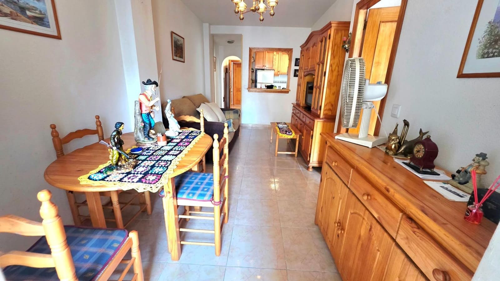 2 makuuhuone Huoneisto myytävänä paikassa Torrevieja mukana uima-altaan - 135 000 € (Ref: 10033963)