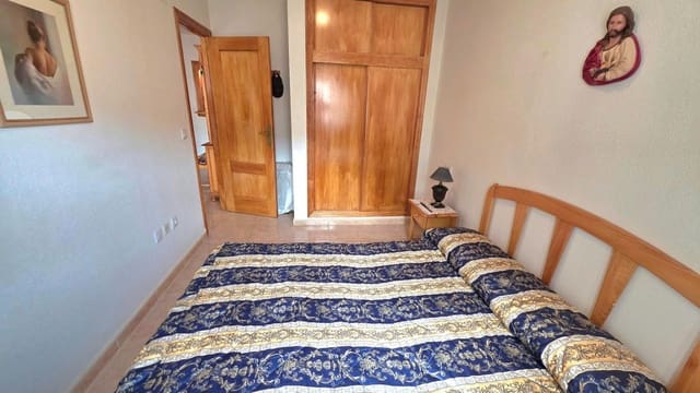 Apartamento de 2 habitaciones en Parque de las Naciones, Torrevieja en venta con piscina - 135.000 € (Ref: 10033963)