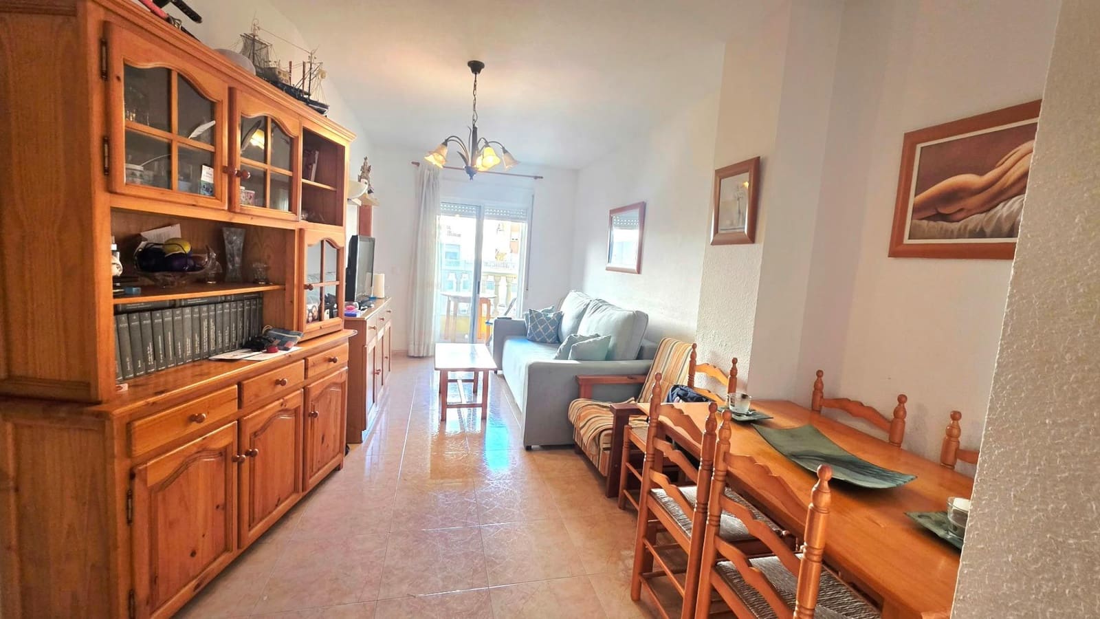 Apartamento de 2 habitaciones en Torrevieja en alquiler con piscina - 700 € (Ref: 10035385)