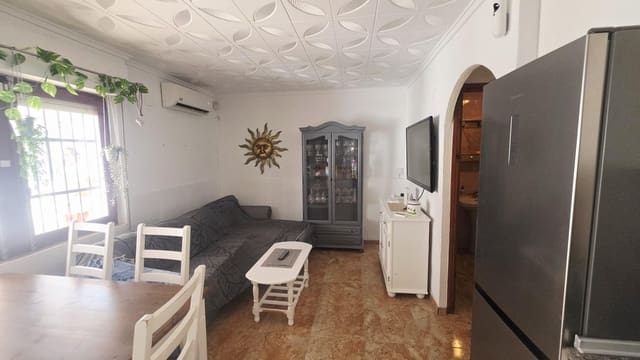 2 soverom Bungalow til leie i El Limonar, Torrevieja med garasje - € 750 (Ref: 10043024)