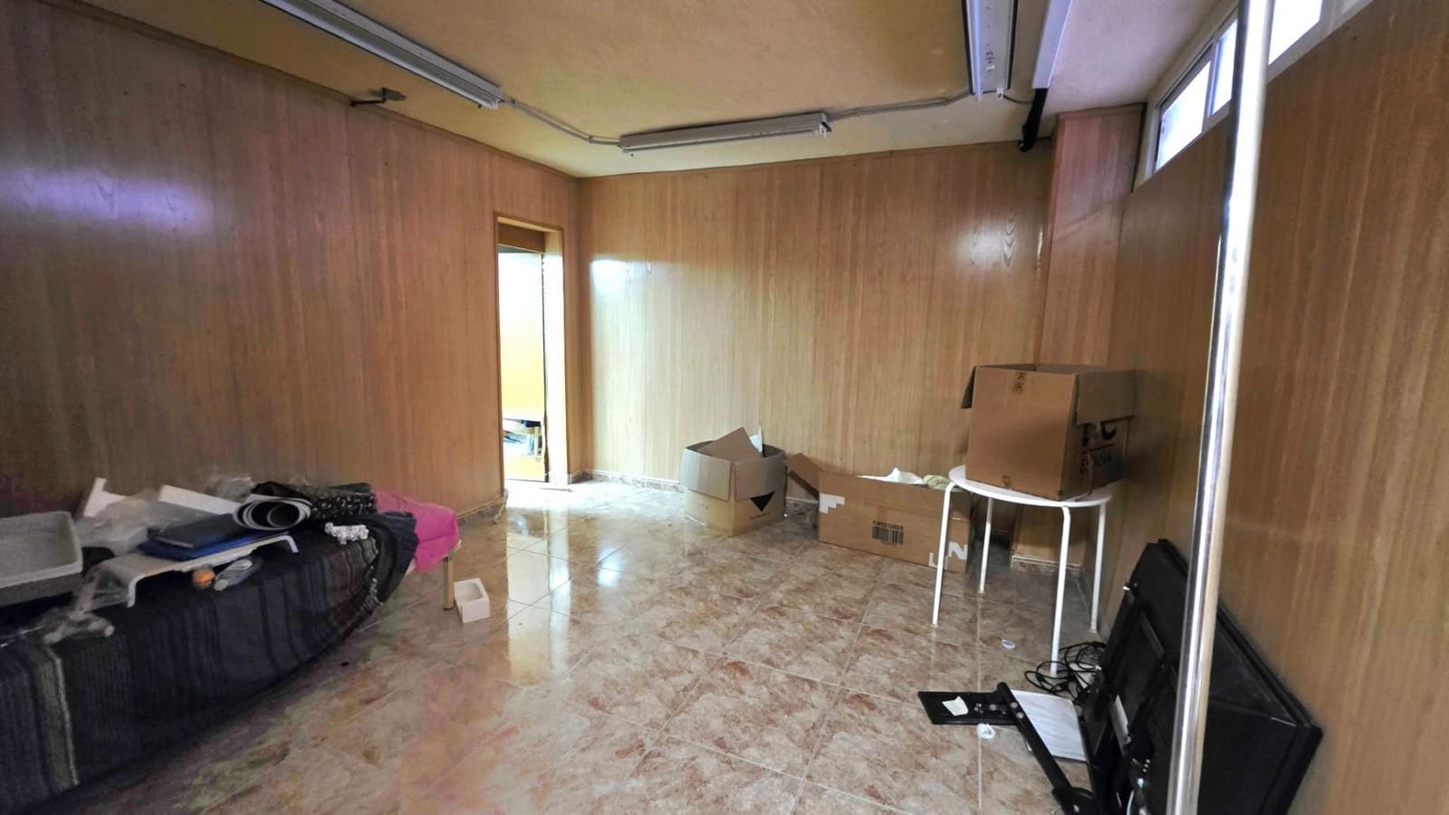 Komercyjne do wynajęcia w Torrevieja - 1 500 € (Ref: 10044821)