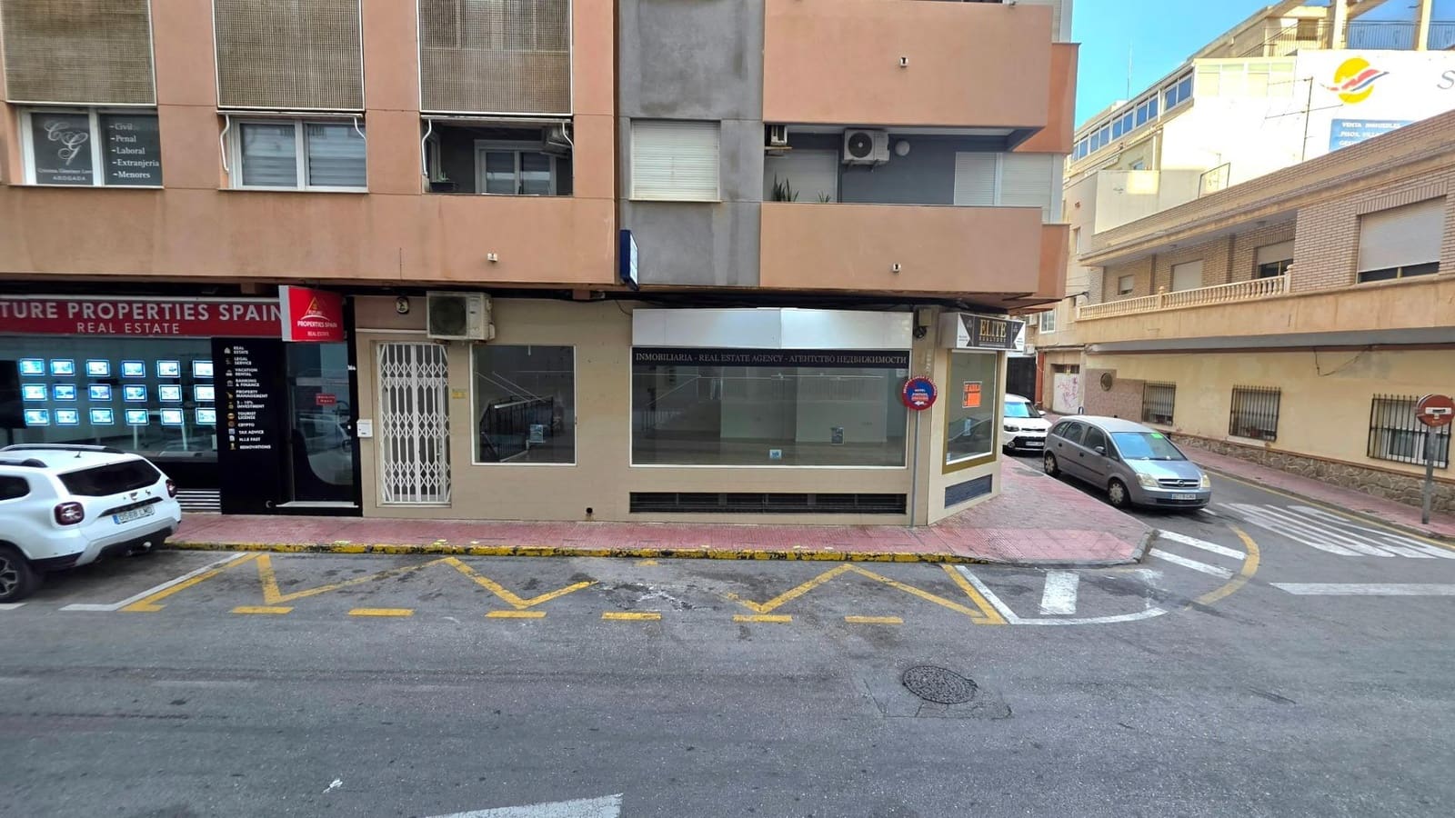Komercyjne do wynajęcia w Torrevieja - 1 500 € (Ref: 10044821)